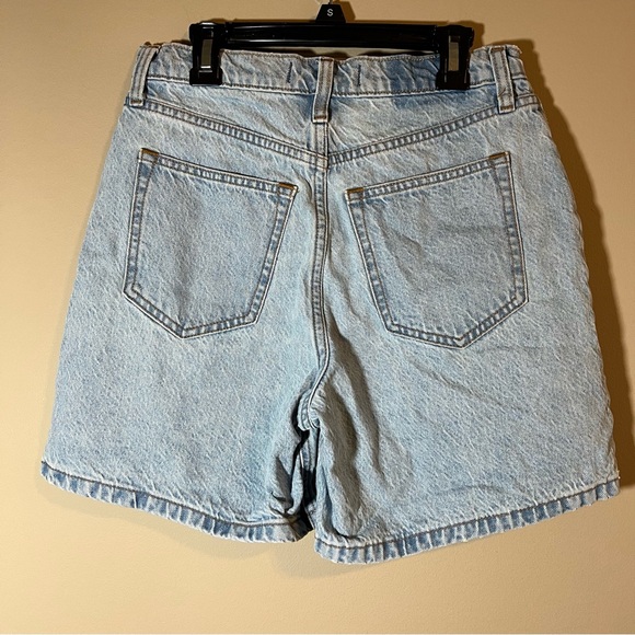 Abercrombie & Fitch The Loose Short High Rise Light Wash Shorts 25/0 - Picture 6 of 10